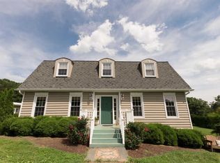 5046 Bethel Church Rd, Evington, VA 24550