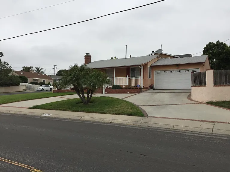 2420 Freeman Dr #1 — Photo 4