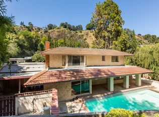 7606 Willow Glen Rd, Los Angeles, CA 90046