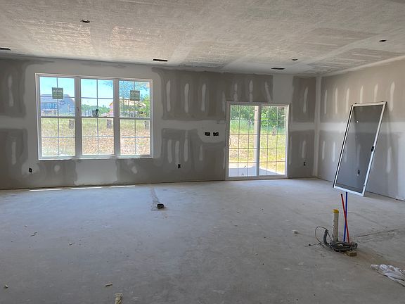 3rd image of 2214 Kendall Park Dr