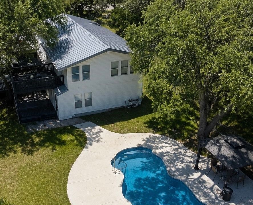 1st image of 1303 Canyon Trce