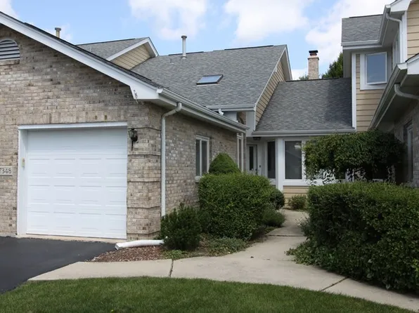 17348 Brook Crossing Ct, Orland Park, IL 60467