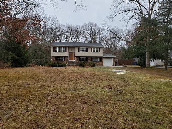 2nd image of 1287 Coulter St