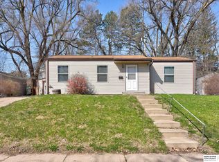 1024 N 77th Ave, Omaha, NE 68114