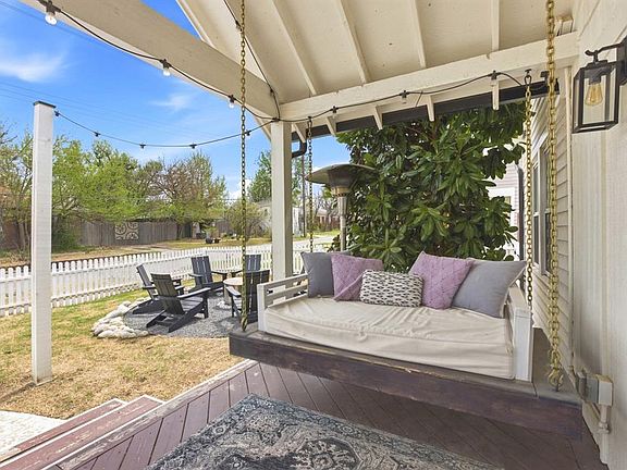 4th image of 1602 NW 21st St