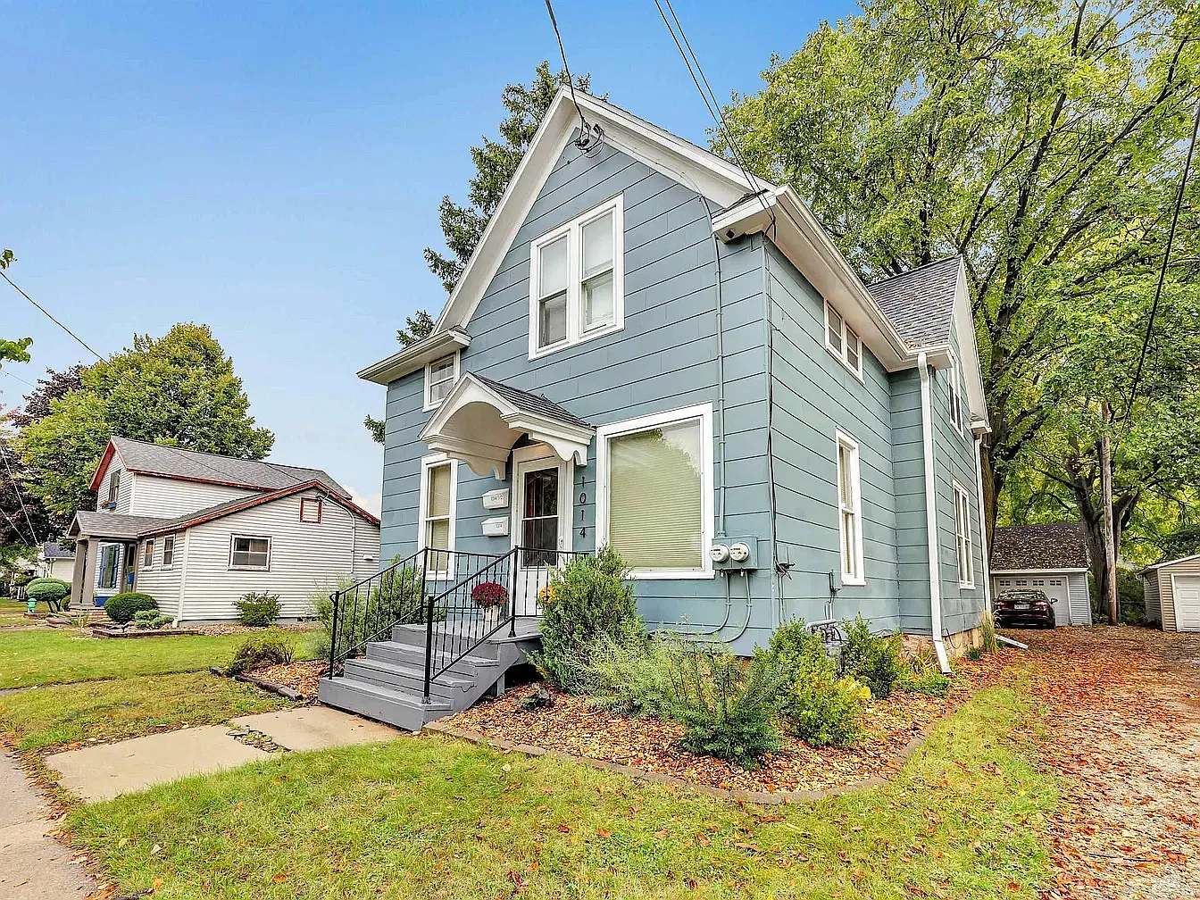 1014 N Oneida St — Photo 1