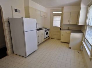 24 W Granada Ave, Hershey, PA 17033