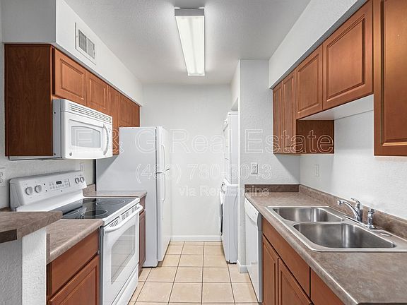 4th image of 5995 N 78th St Unit 2032