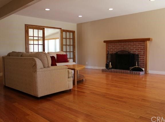 5th image of 720 Marvista Ave