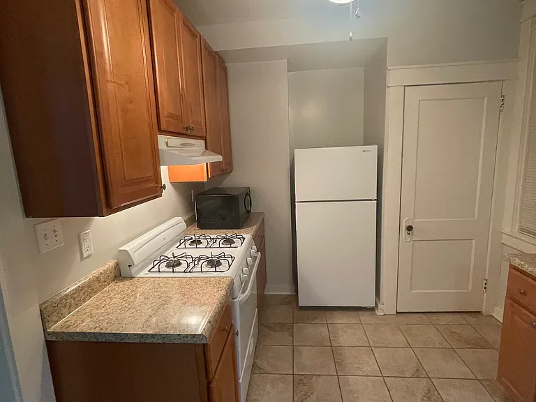 3062 Texas Ave — Photo 8