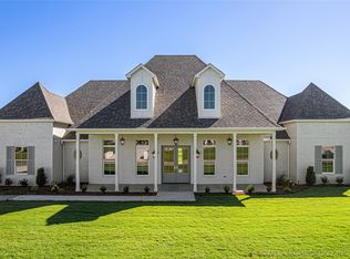 6385 N Dogwood Trl, Owasso, OK 74055