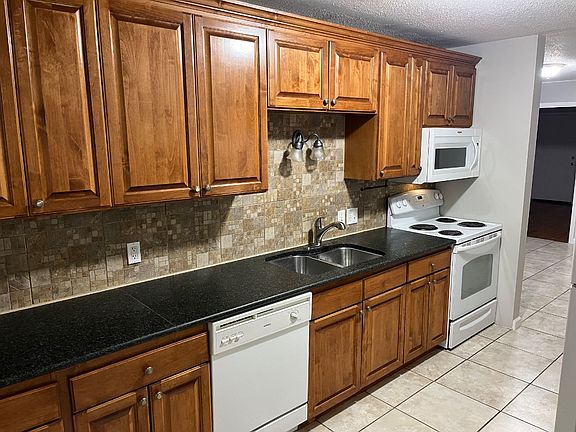 2nd image of 303-05 S 10th St #305