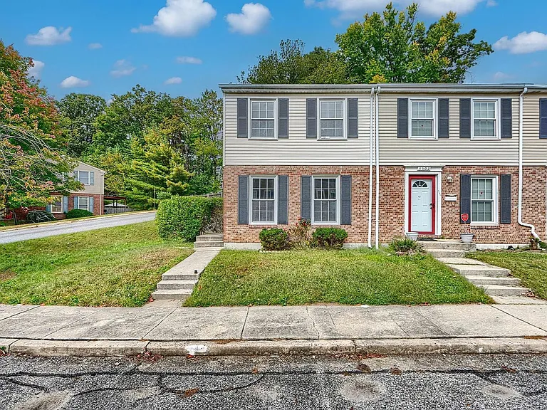 3500 Moultree Pl — Photo 2