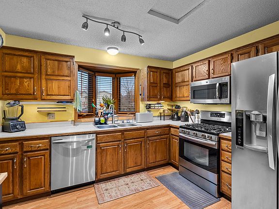 5th image of 5249 Vera Cruz Ave N