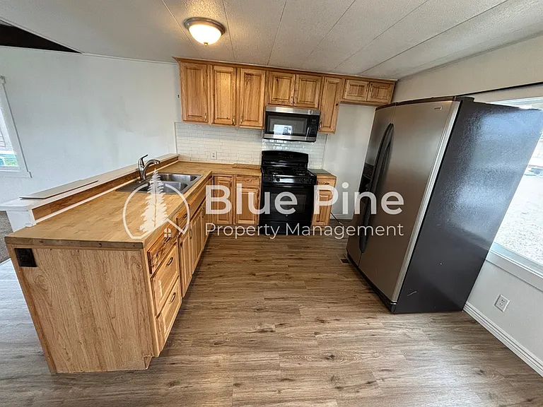 540 US Highway 26 #E8 RENTAL — Photo 3