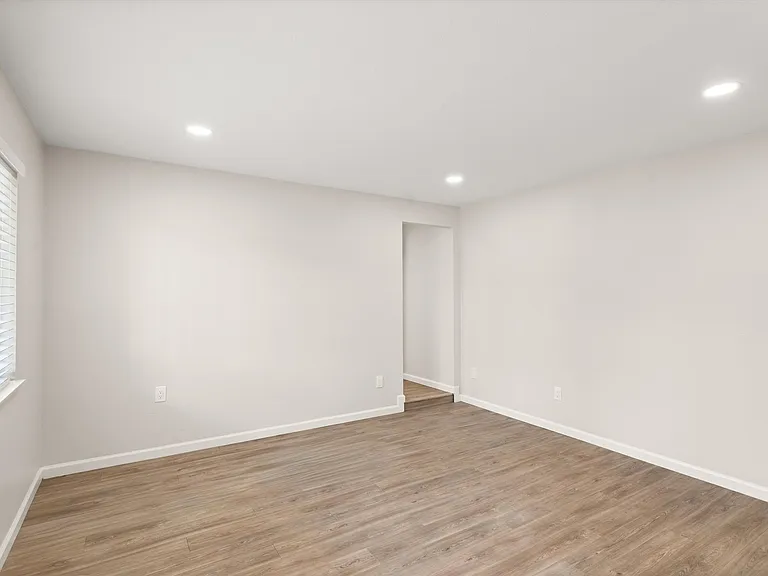 Vista Palms Apartment Homes- Yucaipa, CA — Photo 12