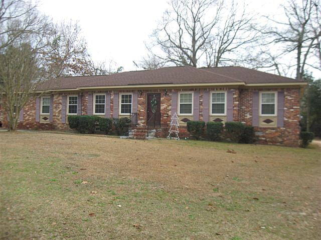 1st image of 946 Bramble Ln