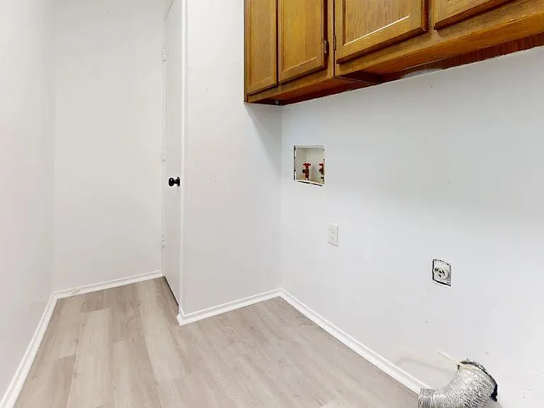 603 Seminole Dr — Photo 8