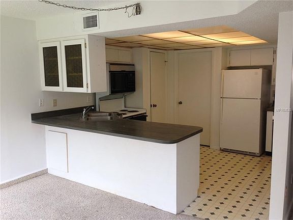 3rd image of 225 Country Club Dr APT E349