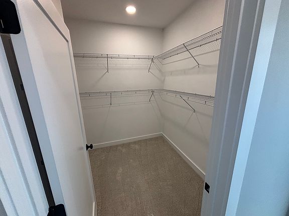 5th image of 12 Station St #2303