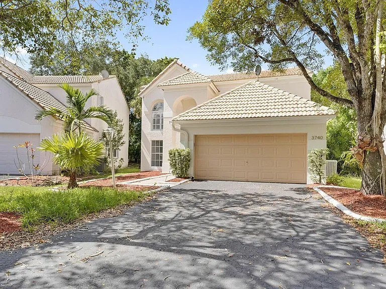 3740 Wilderness Way — Photo 3