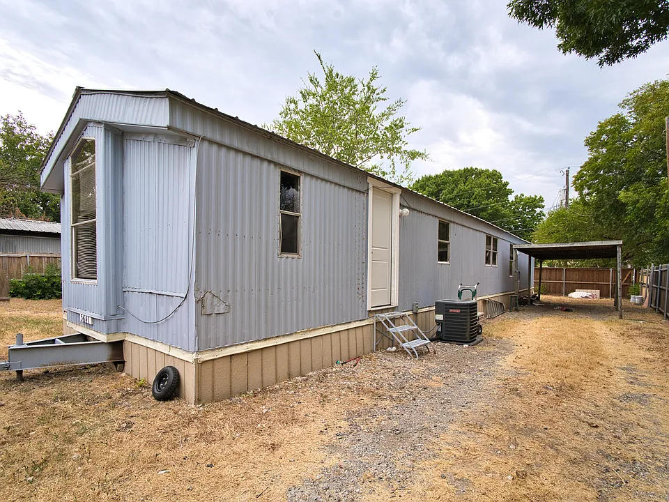 5641 Kimber Ln