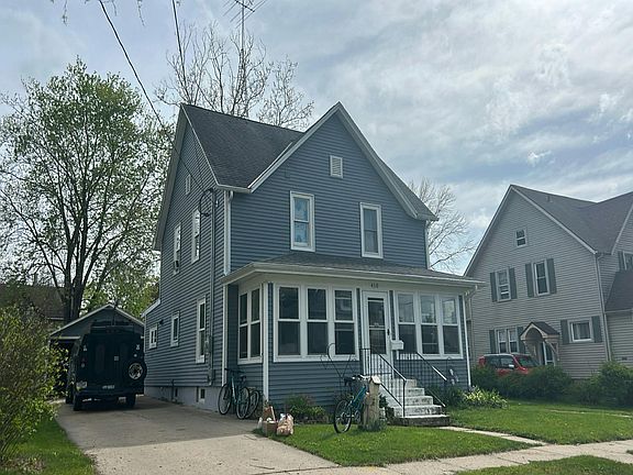 3rd image of 410 Converse St