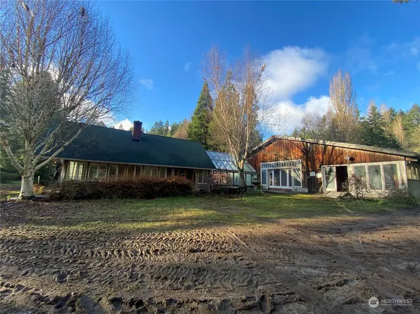 12625 SW Cemetery Road, Vashon, WA 98070