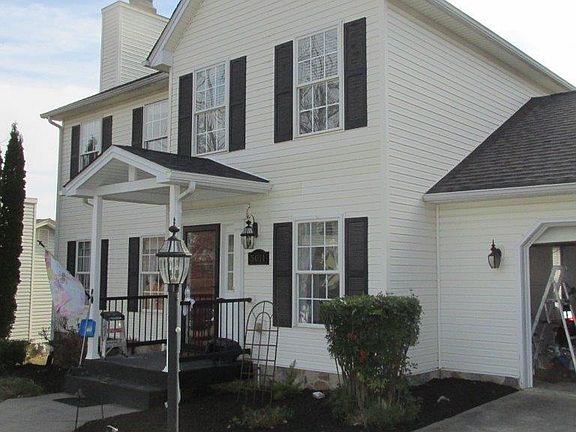 3rd image of 5011 Orchard Park Dr