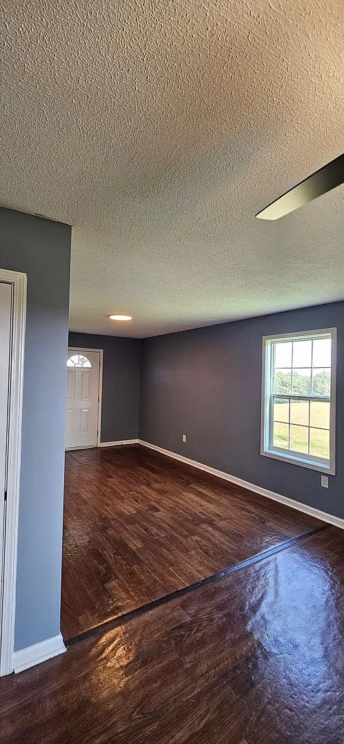 Spacious Home for Rent! — Photo 3
