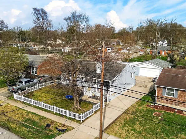 8701 Moody Rd, Louisville, KY 40219