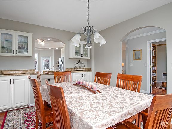 5th image of 1080 SW Harbor Vista Circle