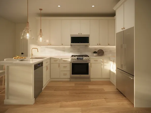 28 Geneva St #204, Boston, MA 02128