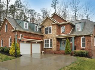 8207 Meadow Falls Ln, Knoxville, TN 37931