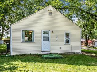 212 Herold Ave, Des Moines, IA 50315
