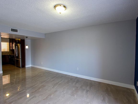 2nd image of 2610 W 76th St APT 205