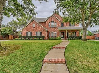 1020 Brook Arbor Dr, Mansfield, TX 76063