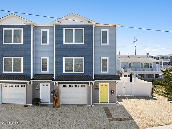 2nd image of 257 Dewey St #B