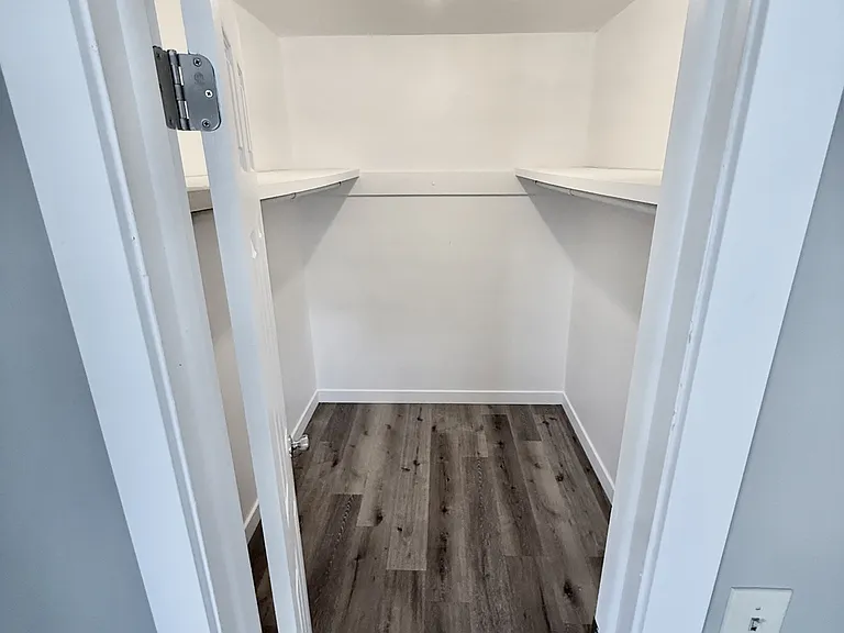 1225 Bunting Ave #15 — Photo 6
