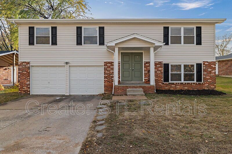 1st image of 2344 White Ash Ct