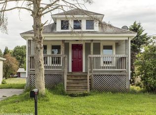 11 Rochelle St, Auburn, ME 04210