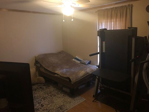 5th image of 394 Bayhead Dr