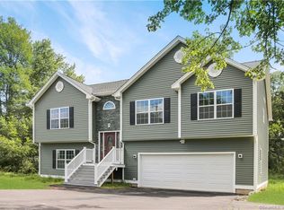 144C Red Stone Hl, Plainville, CT 06062