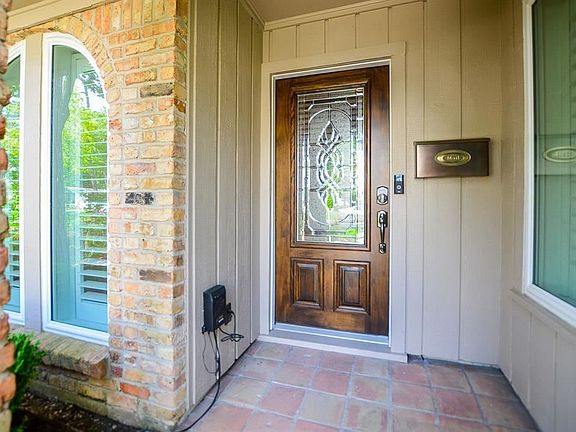4th image of 13131 Barryknoll Ln