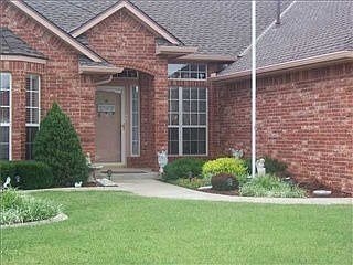 2nd image of 10612 NW 41st St