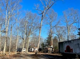 892 Gibson Hill Rd, Sterling, CT 06377