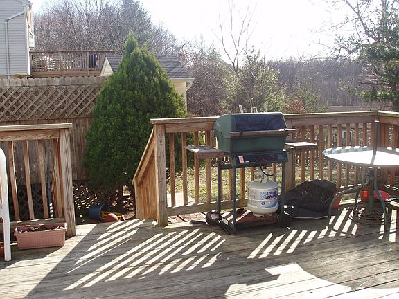 Lg Back Deck