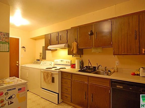 3rd image of 710 Geisinger Rd APT 3