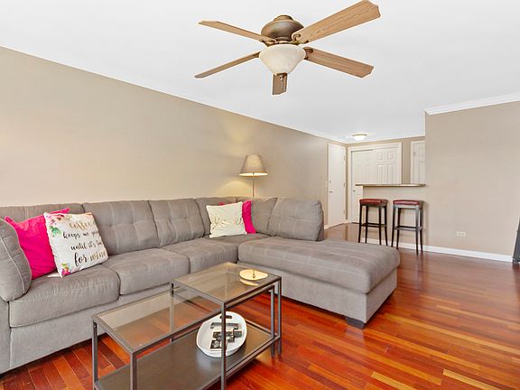4th image of 1247 Washington St #304