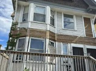 2878 N 35th STREET, Milwaukee, WI 53210